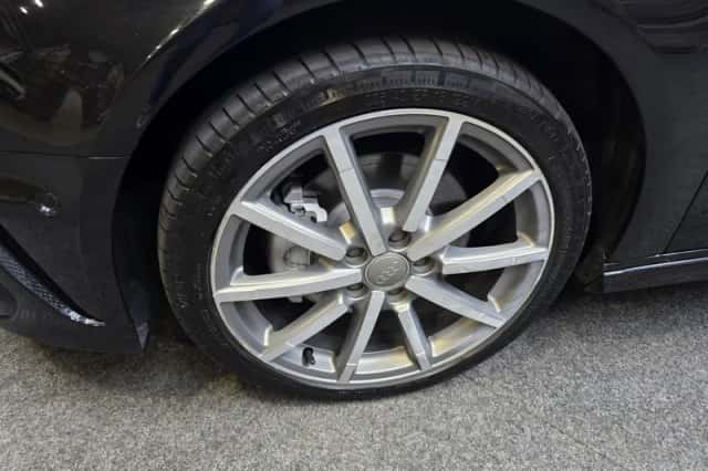 Audi A3 (2015) thumbnail 2