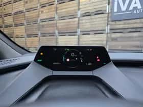 Toyota Prius (2024) thumbnail 11