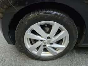 SEAT Mii (2012) thumbnail 2
