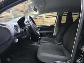SEAT Mii (2012) thumbnail 5