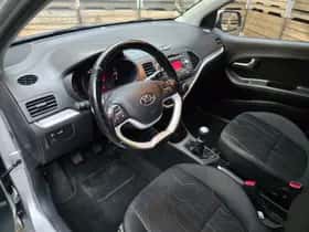 Kia Picanto (2014) thumbnail 3
