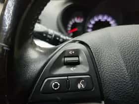 Kia Picanto (2014) thumbnail 9