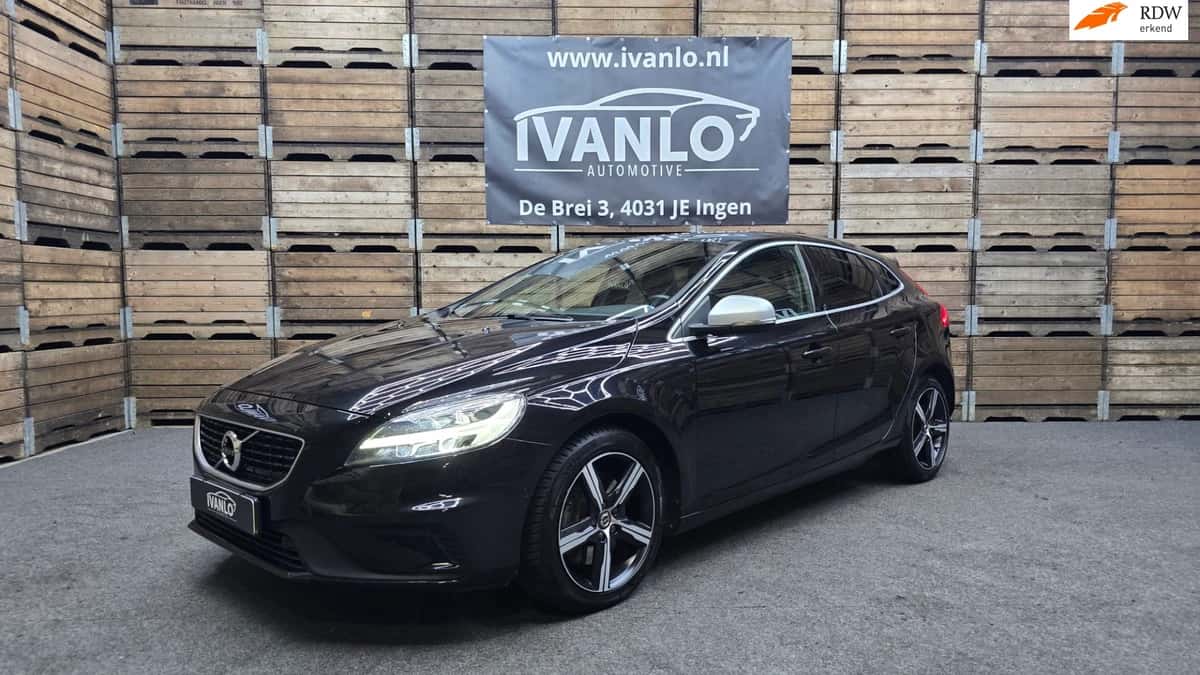 Volvo V40 (2020) — foto 1