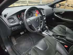 Volvo V40 (2020) thumbnail 3