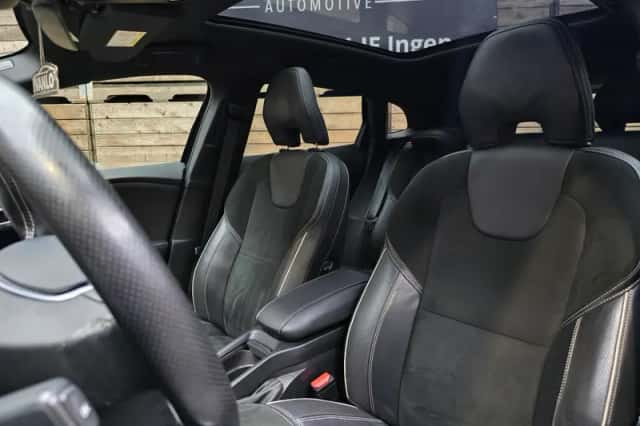 Volvo V40 (2020) thumbnail 6