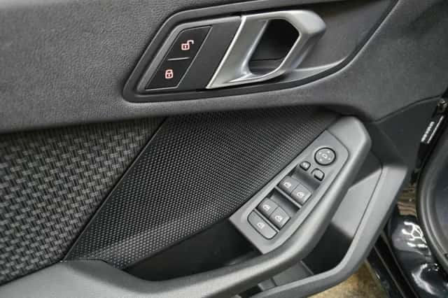 BMW 1-Serie (2020) thumbnail 4