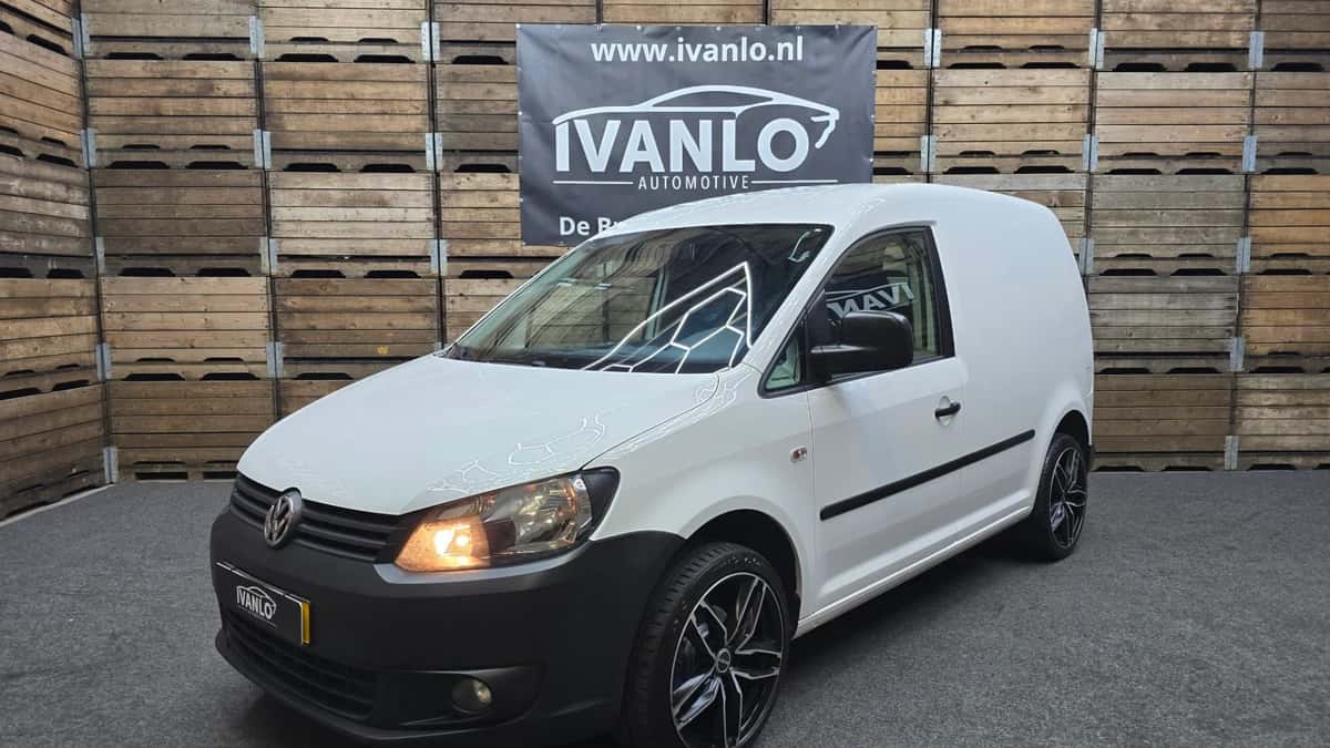 Volkswagen Caddy (2011) — foto 1