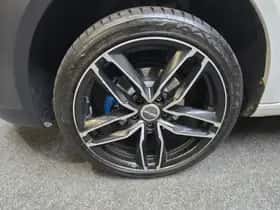Volkswagen Caddy (2011) thumbnail 2