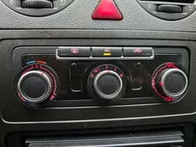 Volkswagen Caddy (2011) thumbnail 12