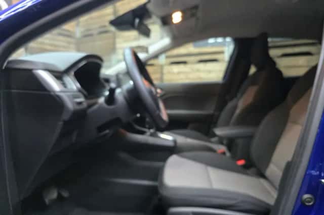 Renault Captur (2022) thumbnail 6