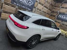 Mercedes-Benz EQC (2021) thumbnail 22