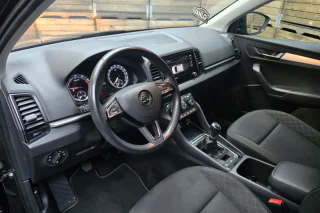 Škoda Karoq (2019) thumbnail 3