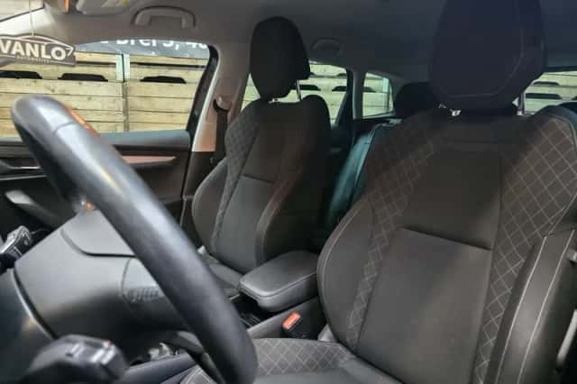 Škoda Karoq (2019) thumbnail 6