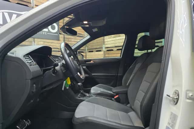 Volkswagen Tiguan (2020) thumbnail 5