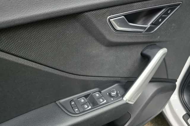 Audi Q2 (2023) thumbnail 4