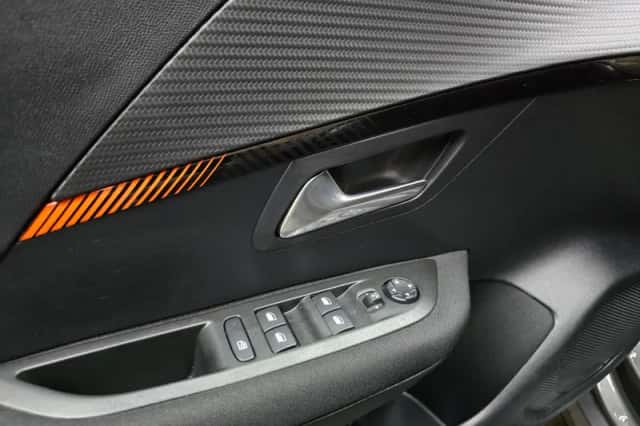 Peugeot 208 (2022) thumbnail 4