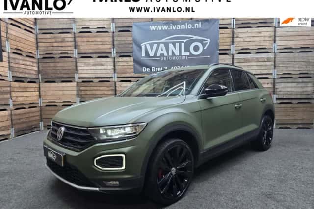 Volkswagen T-Roc (2020) thumbnail 1