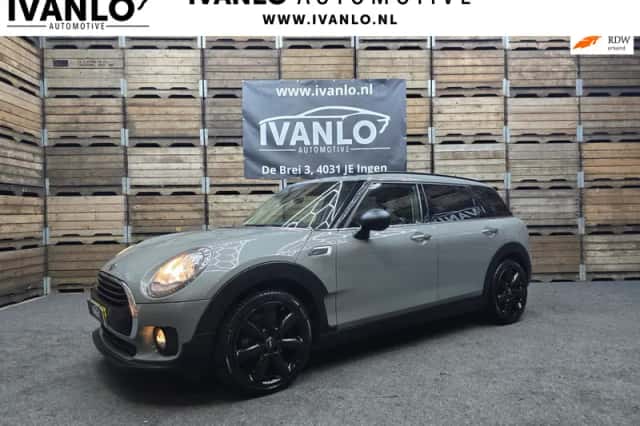MINI Clubman (2018) thumbnail 1