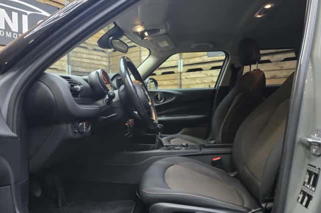 MINI Clubman (2018) thumbnail 5