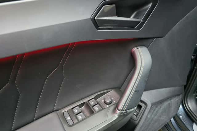 CUPRA Leon Sportstourer (2024) thumbnail 4