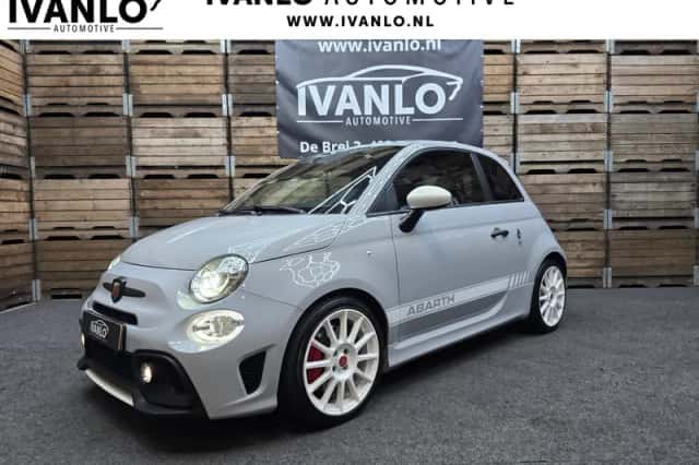 Fiat 500 (2019) thumbnail 1