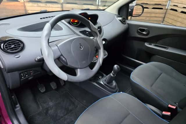 Renault Twingo (2013) thumbnail 3
