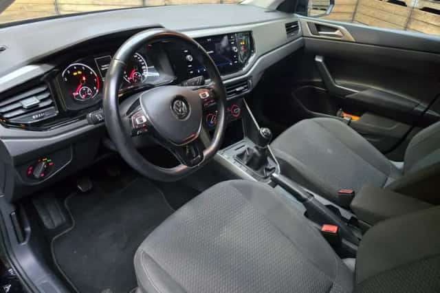 Volkswagen Polo (2018) thumbnail 3