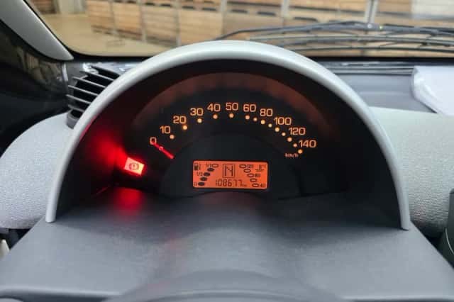 Smart Fortwo (2004) thumbnail 6