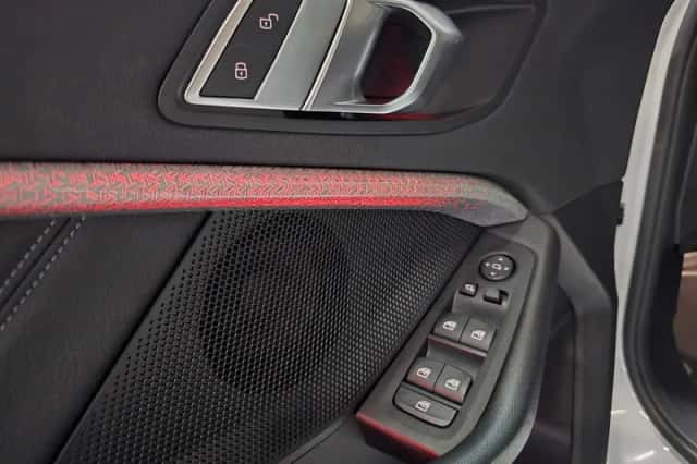 BMW 1-Serie (2020) thumbnail 6