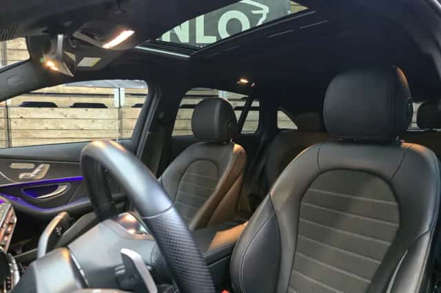 Mercedes-Benz EQC (2023) thumbnail 6
