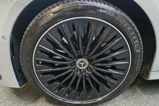 Mercedes-Benz E-Klasse (2024) thumbnail 2