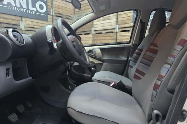 Citroën C1 (2010) thumbnail 5