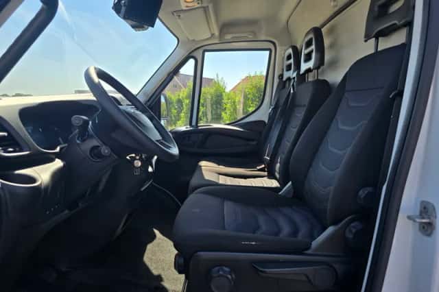 Iveco Daily (2019) thumbnail 4