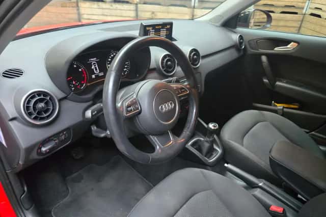 Audi A1 (2017) thumbnail 3