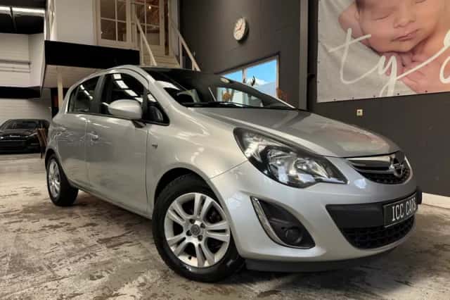 Opel Corsa (2014) thumbnail 1