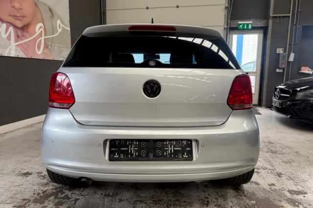 Volkswagen Polo (2010) thumbnail 5