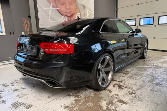 Audi A5 (2010) thumbnail 3