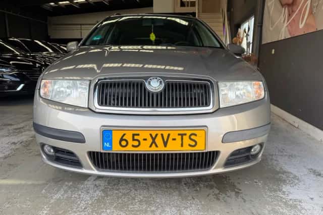 Škoda Fabia (2007) thumbnail 2