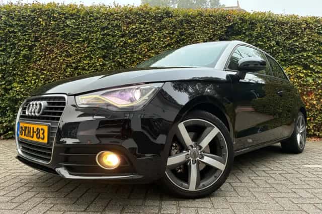 Audi A1 (2011) thumbnail 5