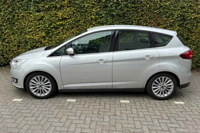 Ford C-Max (2016) thumbnail 5