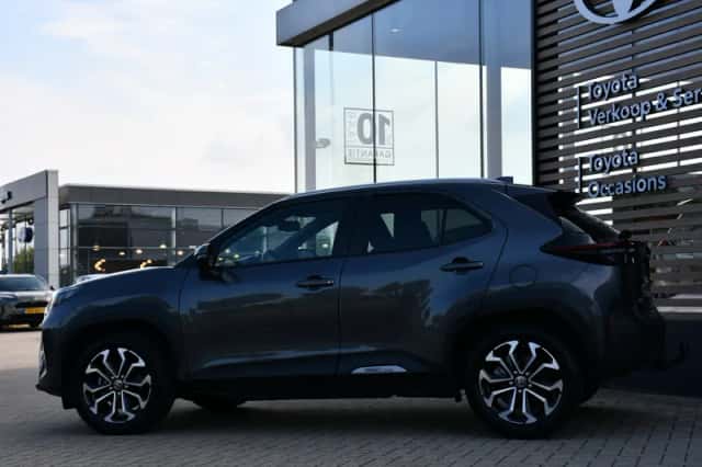 Toyota Yaris Cross (2022) thumbnail 5
