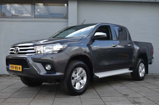 Toyota Hilux (2019) thumbnail 1