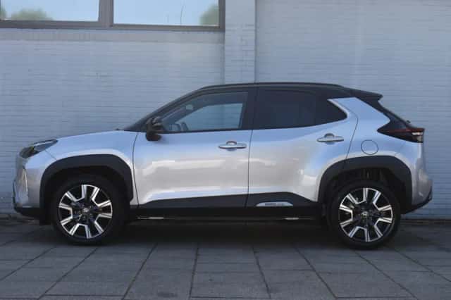 Toyota Yaris Cross (2025) thumbnail 3