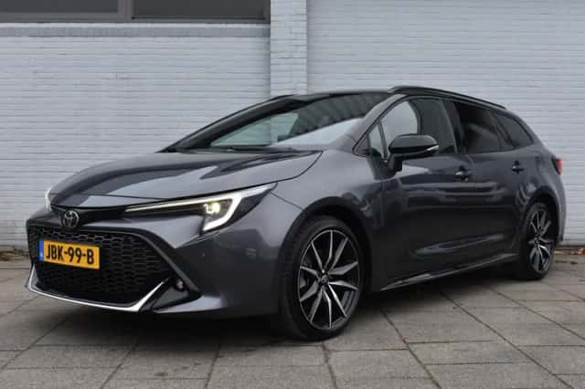 Toyota Corolla (2024) thumbnail 1
