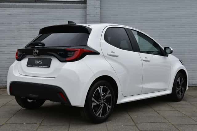 Toyota Yaris (2025) thumbnail 6