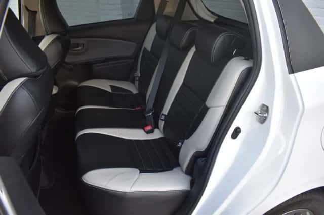 Toyota Yaris (2016) thumbnail 5