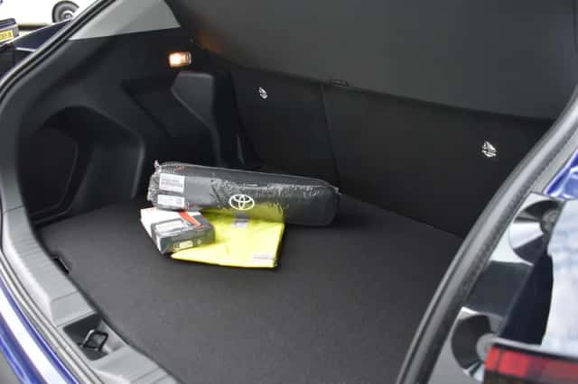 Toyota Yaris Cross (2025) thumbnail 4