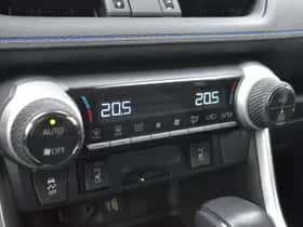 Toyota RAV4 (2025) thumbnail 13