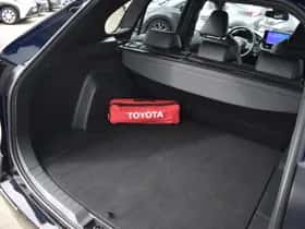 Toyota RAV4 (2025) thumbnail 3