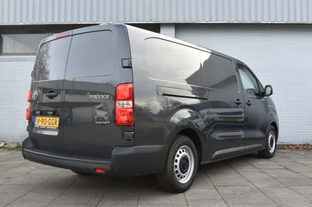Toyota Proace (2024) thumbnail 3